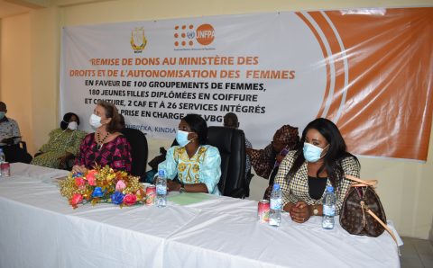 UNFPA fait un don de plus de trois milliards de francs guinéens pour atténuer l’impact de la COVID 19 sur les femmes